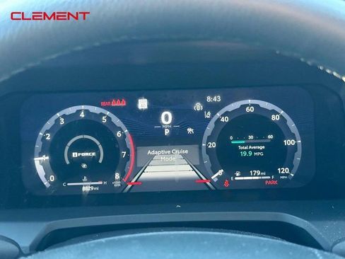 Used 2025 Toyota Tacoma Limited image 23