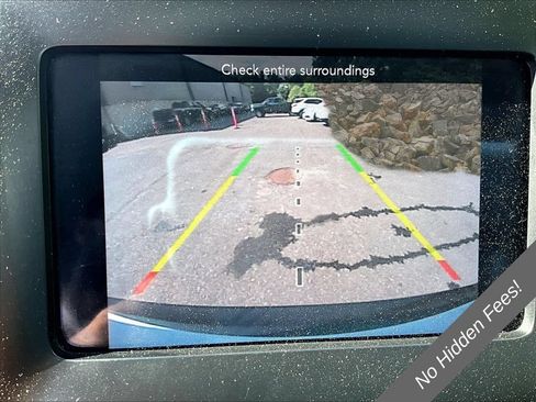 Used 2019 Jeep Cherokee Latitude Plus AWD/4WD image 14