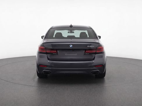 Used 2023 BMW 540i w/ M Sport Package RWD image 5