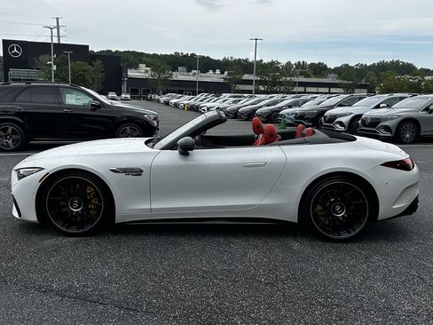 Certified 2022 Mercedes-Benz SL 63 AMG 4MATIC image 5