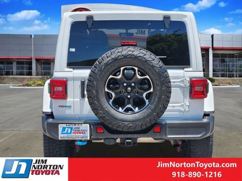 Used 2022 Jeep Wrangler Unlimited Rubicon 4xe w/ Cold Weather Group AWD/4WD image 7