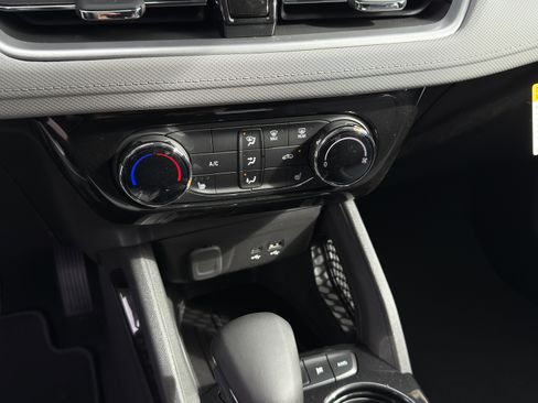 New 2026 Chevrolet TrailBlazer LT image 18