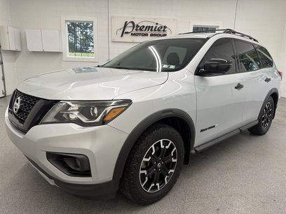 Used 2020 Nissan Pathfinder SL