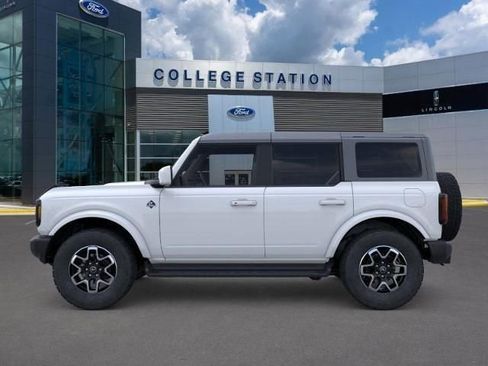 New 2025 Ford Bronco Outer Banks image 3
