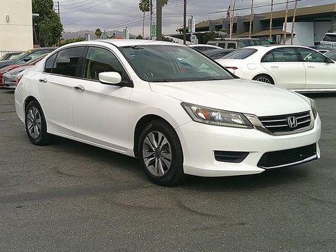 Used 2014 Honda Accord LX image 8