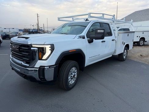 New 2026 GMC Sierra 2500 Pro w/ Convenience Package image 1