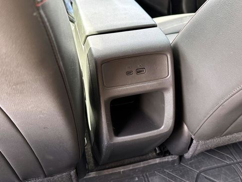 Certified 2024 Chevrolet Trax RS w/ Sunroof Package image 12