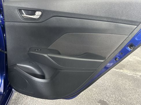 Used 2020 Hyundai Accent SE image 32