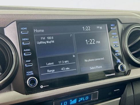 Used 2021 Toyota Tacoma SR5 AWD/4WD image 25