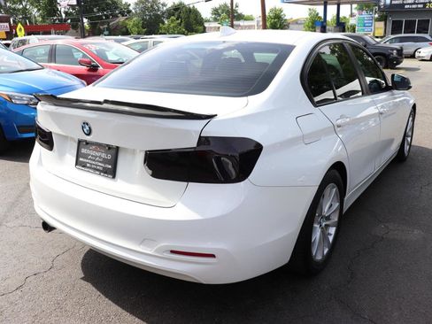 Used 2016 BMW 320i xDrive Sedan AWD/4WD image 5
