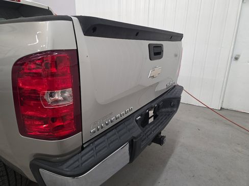 Used 2008 Chevrolet Silverado 1500 LT w/ Texas Edition image 12
