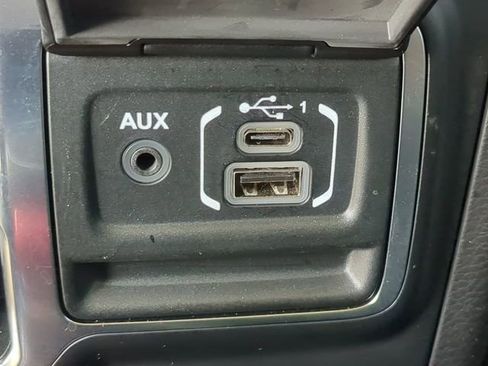 Used 2023 Jeep Wrangler Unlimited Sahara w/ Cold Weather Group image 25