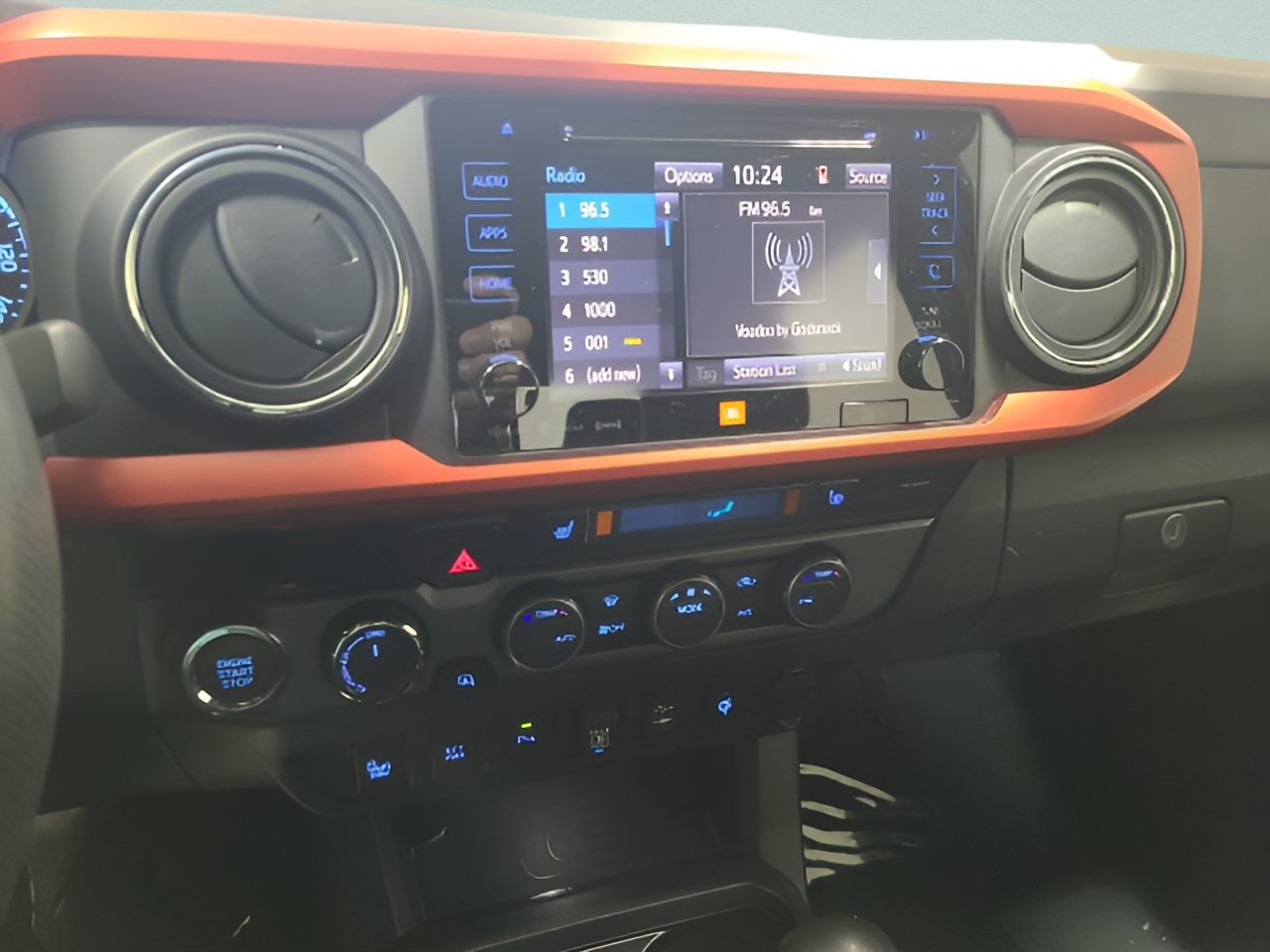 Used 2019 Toyota Tacoma TRD Off-Road AWD/4WD image 30