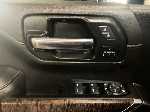 Used 2023 GMC Sierra 2500 Denali w/ Denali Ultimate Package AWD/4WD image 33