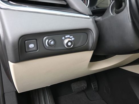 Certified 2020 Buick Enclave Essence w/ Sound and Sites Package image 12