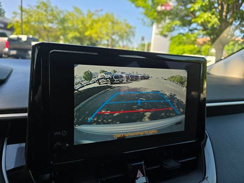 Used 2024 Toyota Corolla LE FWD image 27