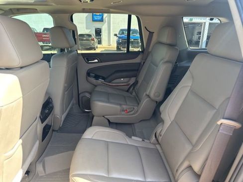 Used 2020 Chevrolet Tahoe Premier w/ 6.2L Performance Package AWD/4WD image 21