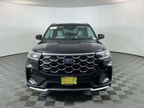 Certified 2025 Ford Explorer Platinum w/ Ultimate Package AWD/4WD image 2