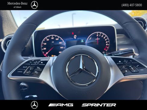New 2026 Mercedes-Benz GLC 350e 4MATIC image 29