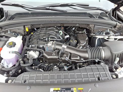 New 2025 Jeep Grand Cherokee Laredo X image 19