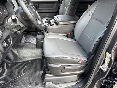 New 2026 RAM 5500 Tradesman w/ Chrome Appearance Group image 8