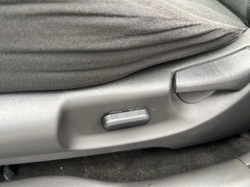 Used 2011 Ford Escape XLT w/ 202A Rapid Spec Order Code image 12