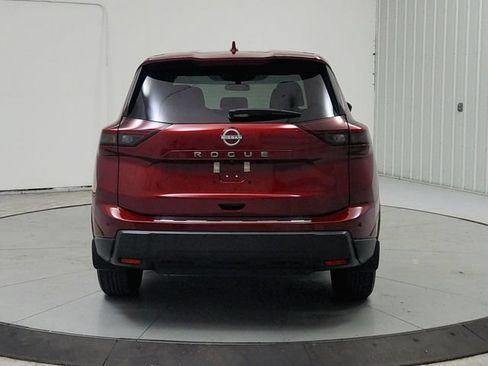 Used 2026 Nissan Rogue SV FWD image 7