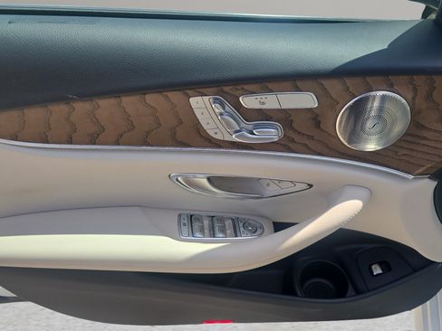 Used 2022 Mercedes-Benz E 350 4MATIC Sedan image 16