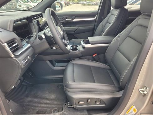 New 2026 GMC Terrain Elevation w/ Elevation Premium Package image 4