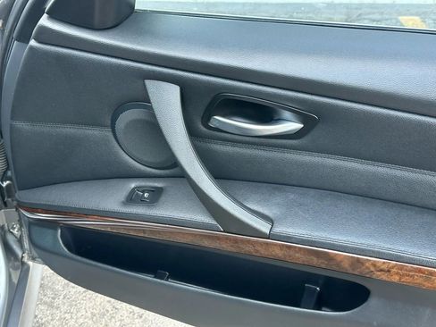 Used 2010 BMW 335d Sedan image 20