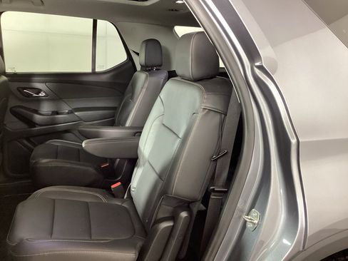 Used 2021 Chevrolet Traverse RS w/ LPO, Floor Liner Package AWD/4WD image 14