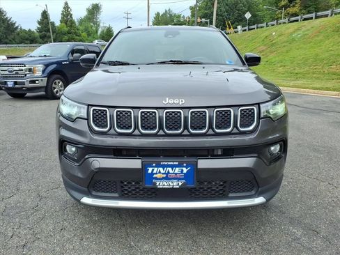 Used 2024 Jeep Compass Limited AWD/4WD image 8