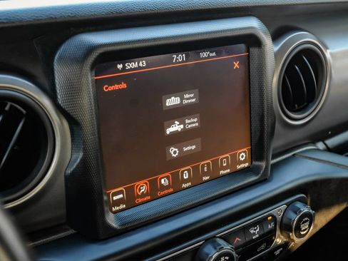 Used 2021 Jeep Gladiator Sport AWD/4WD image 25