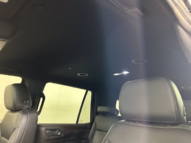 Used 2022 GMC Yukon SLE w/ Gmc Pro Safety Plus Package AWD/4WD image 12