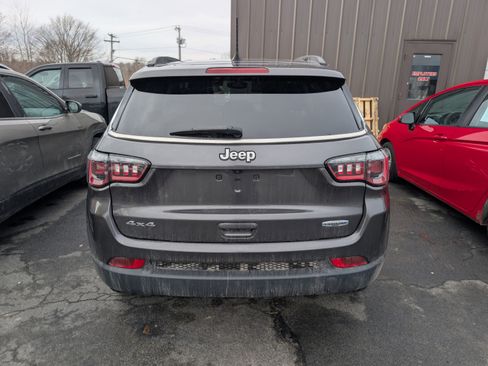 Used 2021 Jeep Compass Latitude w/ Convenience Group image 6