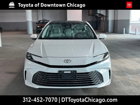 Used 2025 Toyota Camry XLE w/ Premium Plus Package AWD/4WD image 2