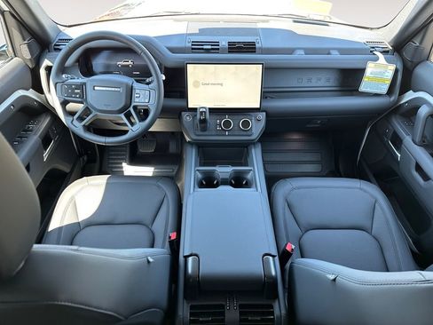 New 2026 Land Rover Defender 110 X-Dynamic SE AWD/4WD image 10