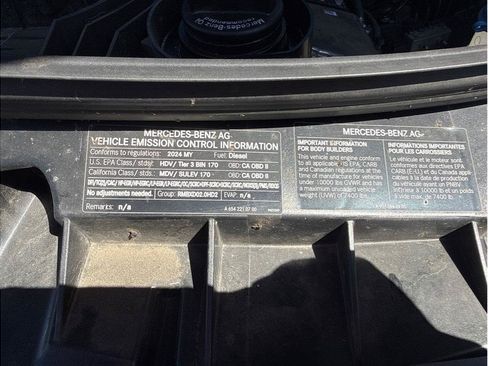 Used 2024 Mercedes-Benz Sprinter 2500 image 26