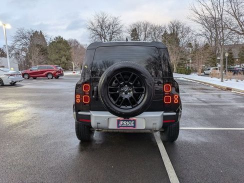 Used 2025 Land Rover Defender 110 S image 6