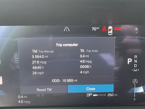 Used 2025 Volvo XC60 B5 Plus image 20