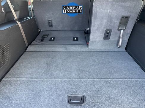 Used 2025 Chevrolet Suburban RST image 22