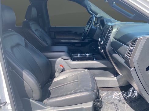 Used 2021 Ford Expedition Max Limited AWD/4WD image 25