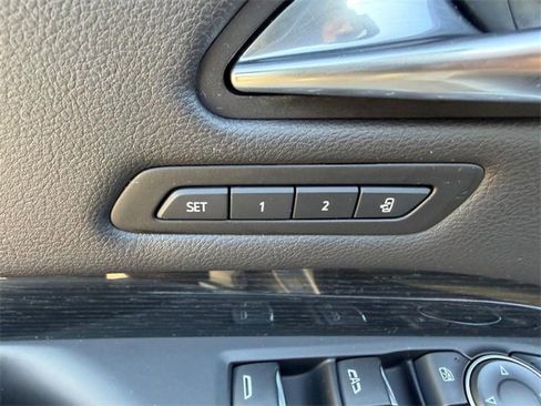 Used 2019 Cadillac XT4 Premium Luxury w/ Technology Package image 18