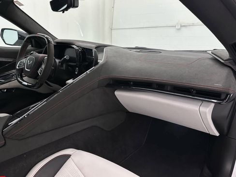Used 2023 Chevrolet Corvette Z06 image 14