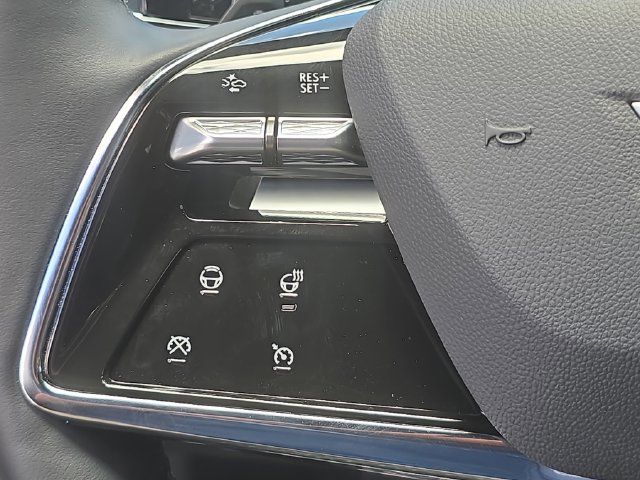 Used 2026 Cadillac Lyriq Signature Sport AWD/4WD image 13