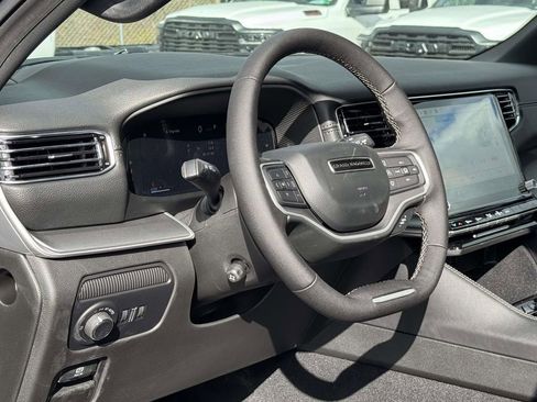 New 2026 Jeep Grand Wagoneer L 4WD image 3