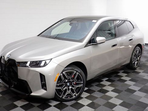 New 2026 BMW iX xDrive60 w/ M Sport Package image 2