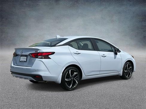 New 2025 Nissan Versa SR w/ Trunk Package image 2