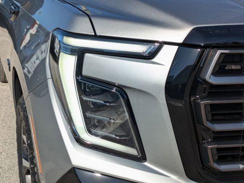 New 2026 GMC Yukon XL AT4 Ultimate w/ LPO, Illumination Package AWD/4WD image 9