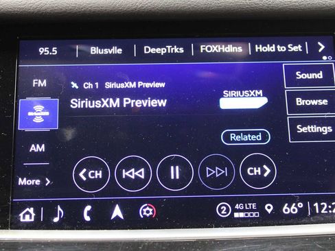 Certified 2022 Cadillac XT5 Premium Luxury w/ Technology Package image 30